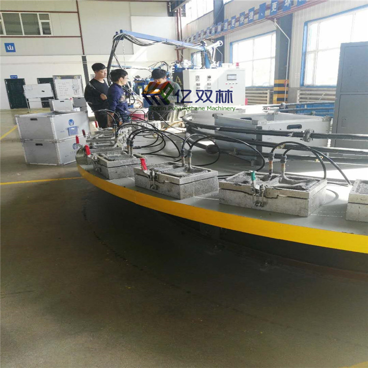 高压发泡机在圆盘流水线中怎样运用(图1)